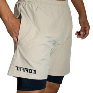 SHORT CON CALZA BEIGE Y NEGRO